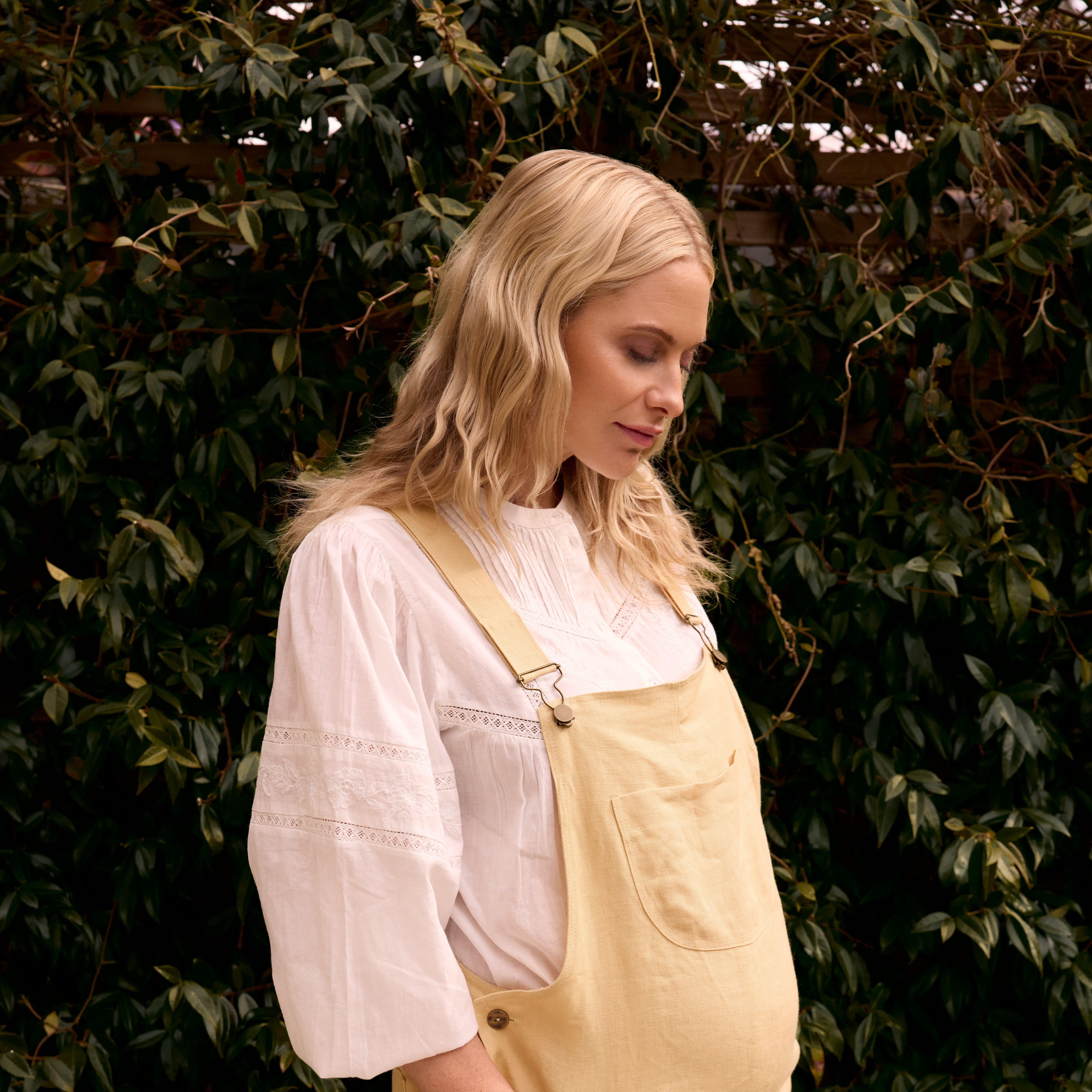 “Pregnancy Is The Perfect Time To Try Something New”: Poppy Delevingne On Discovering Her Maternity Style