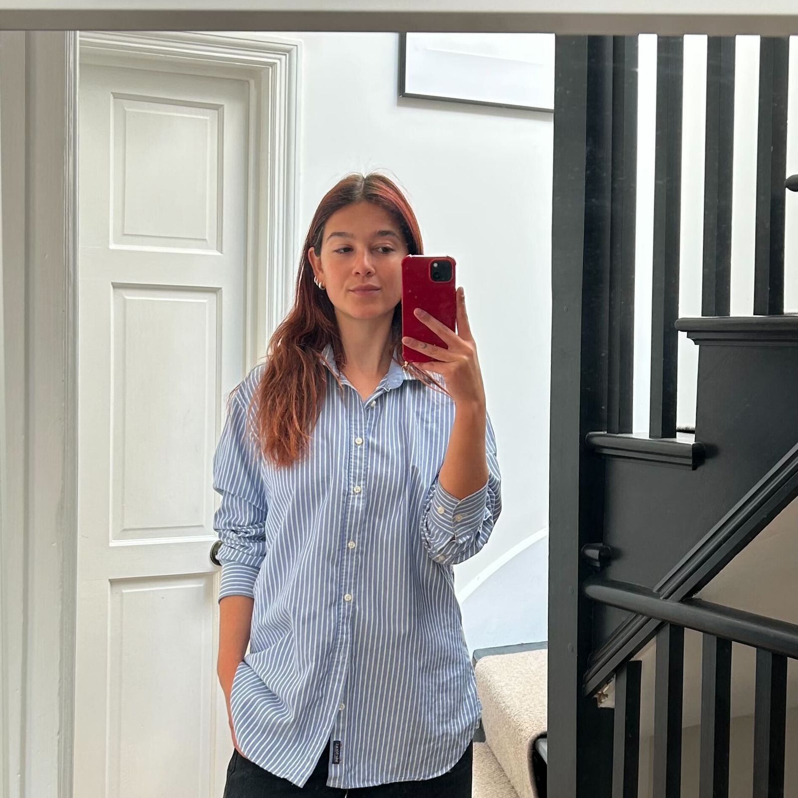 Everyone In The Vogue Office Is Wearing The Same Specific Outfit
